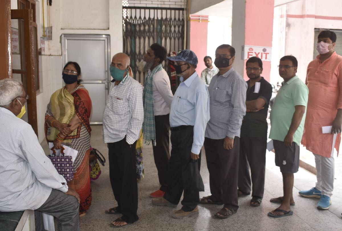 Covid 19 vaccination in gorakhpur UP