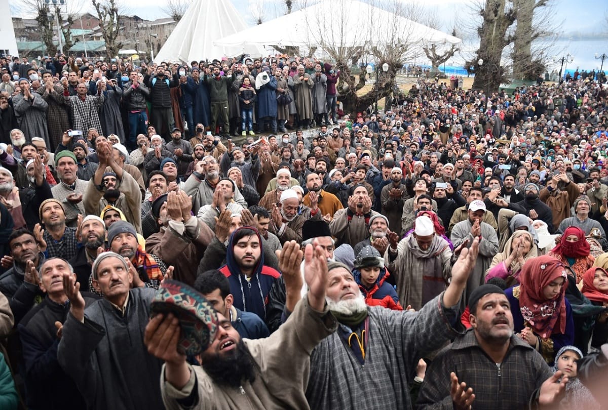 Naming of eight doors of Hazratbal Dargah in Srinagar jammu kashmir
