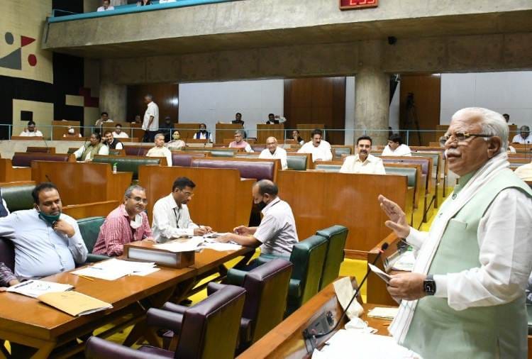 Plans To Closed 1057 Primary And Middle Schools Next academic session in Haryana