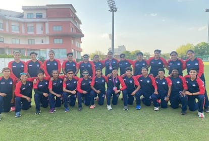 Wicketkeeper Shipra, who is illuminating the name of Sangam city, was recently selected in the senior team of UP