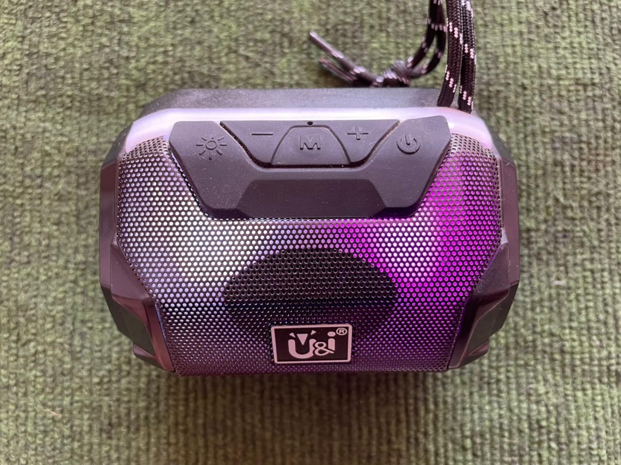 UiBS-810 Review: कितना दम है इस मेड इन इंडिया सस्ते ब्लूटूथ स्पीकर में? U and I UiBS 810 Review in Hindi price in India and more