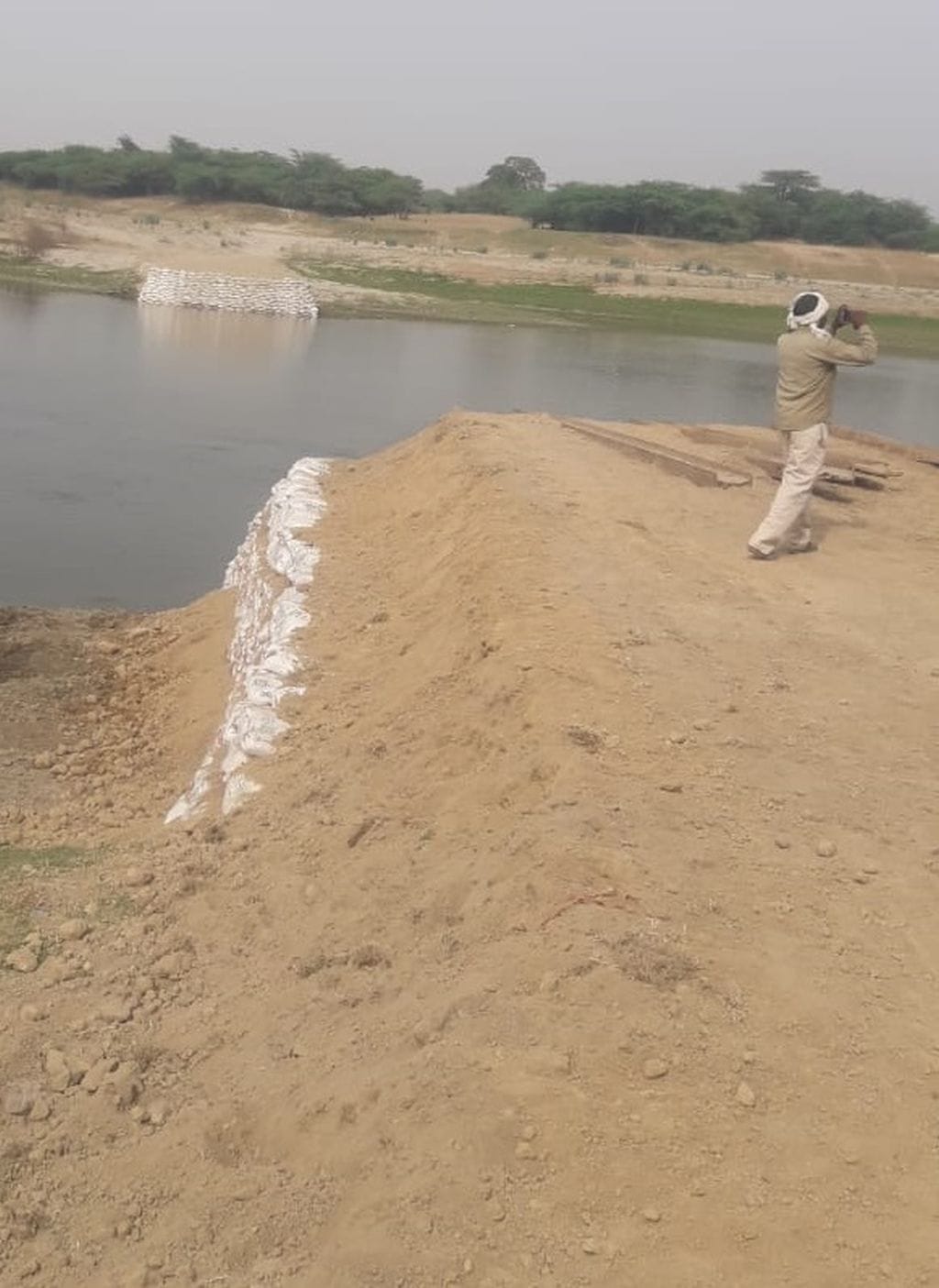Pantoon bridge gets permission on Yamuna in Nine village