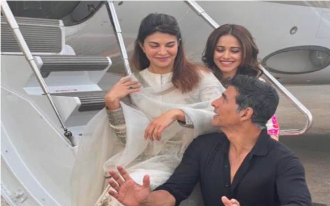ram setu film team including akshay kumar nushrat bharucha and jacqueline fernandez leaves for ayodhya