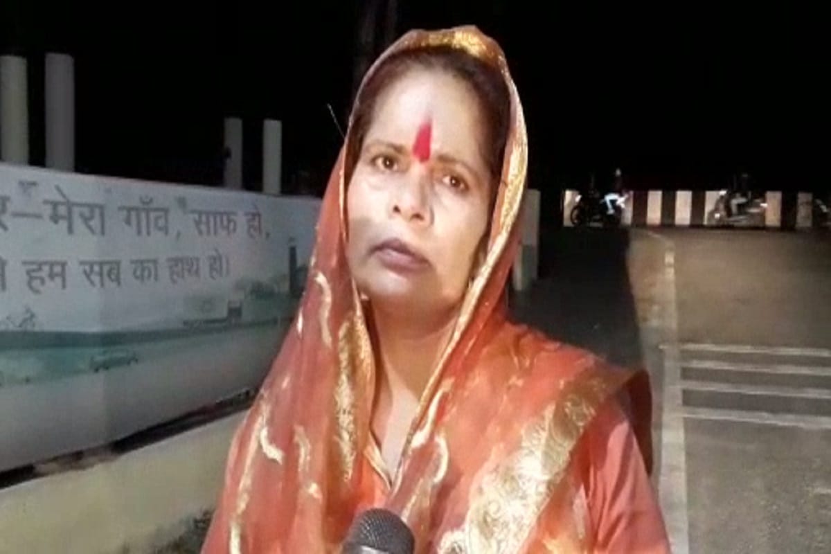 Baghpat News: Sadhvi Prachi says loudspeakers should be unloaded from mosques