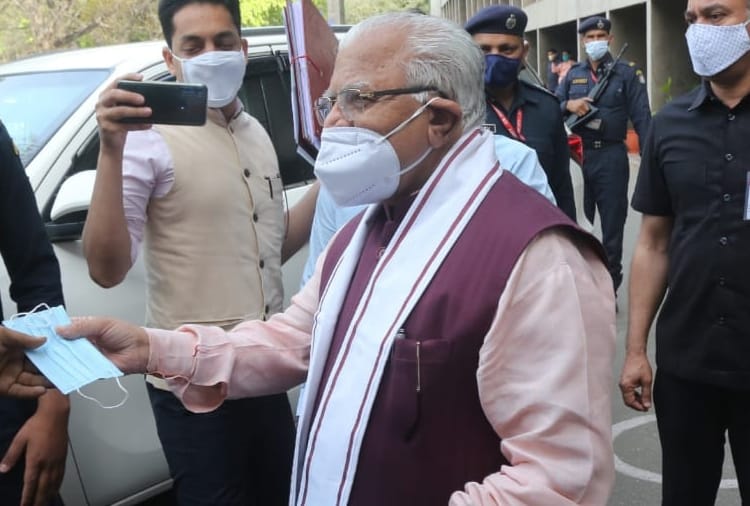Haryana CM Manohar Lal has justified the appointment of international shooter Vishwajeet Sheoran to the post of HCS.