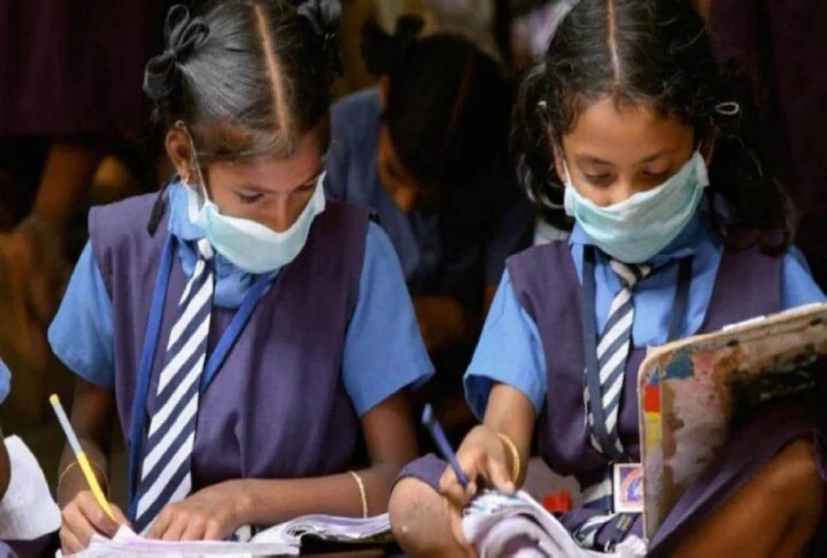 Coronavirus in gujarat, Offline classes closed in schools in eight major cities of Gujarat from 19 March to 10 April