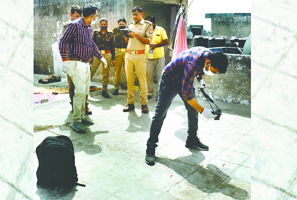A man murdered in chinhat area in Lucknow.
