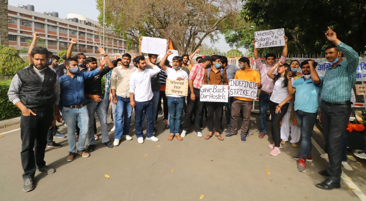 Impact of the demonstration .. PU hostel and library will open till 12 o'clock at night