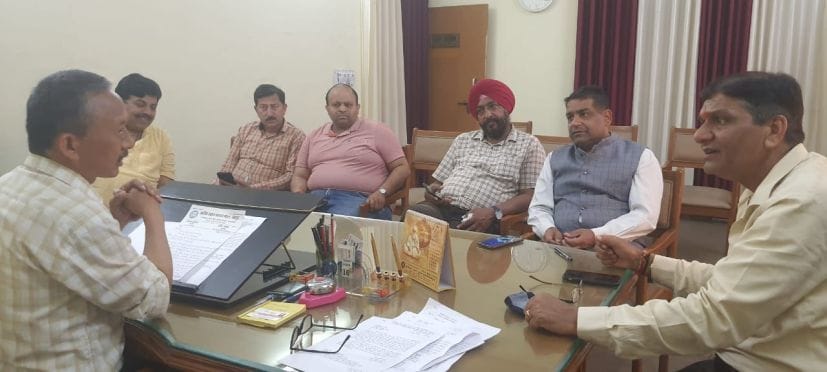 Protest in tax department office