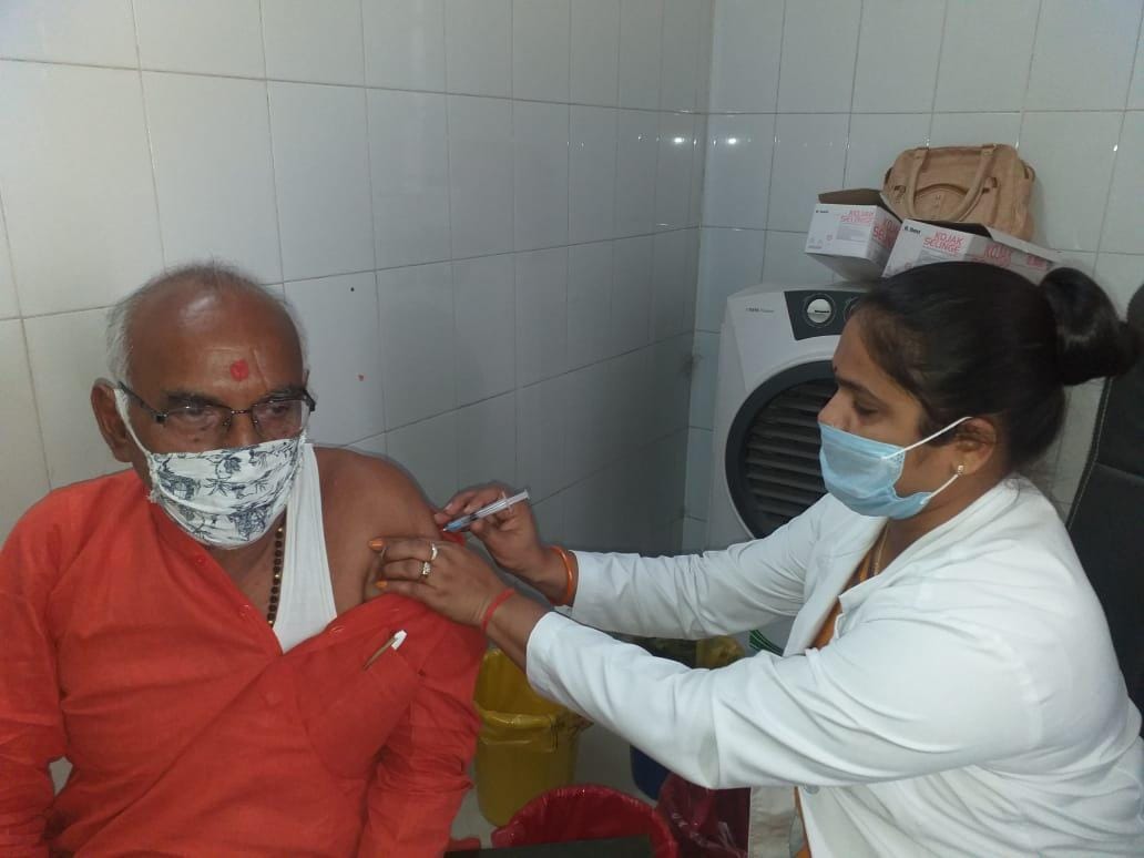 3075 people applied Corona vaccines