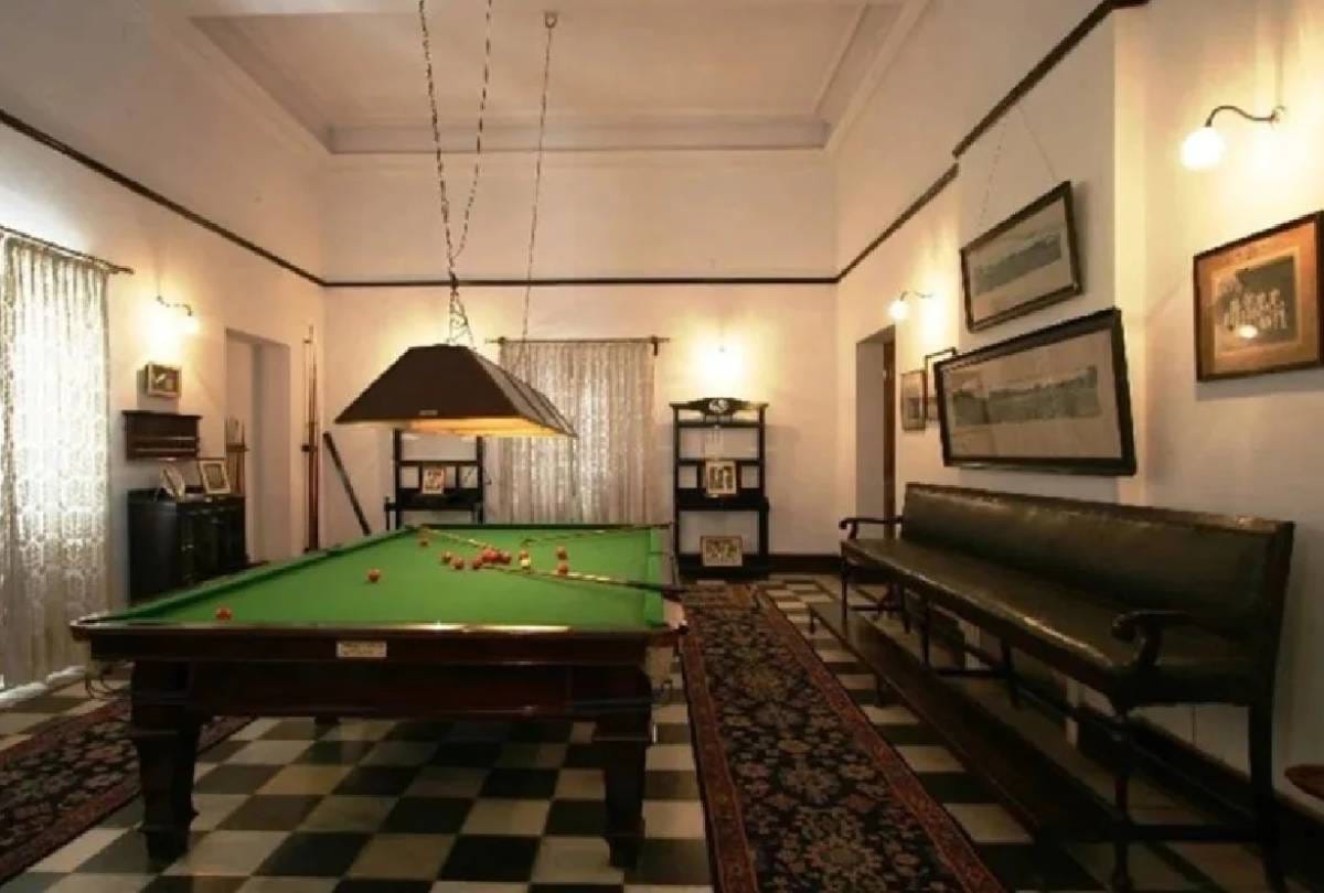 saif ali khan pataudi palace price and inside photos