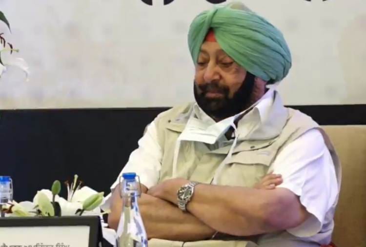Amarinder Singh Said I will not interfere if SIT filed case against officer or politician in  Sacrilege Case