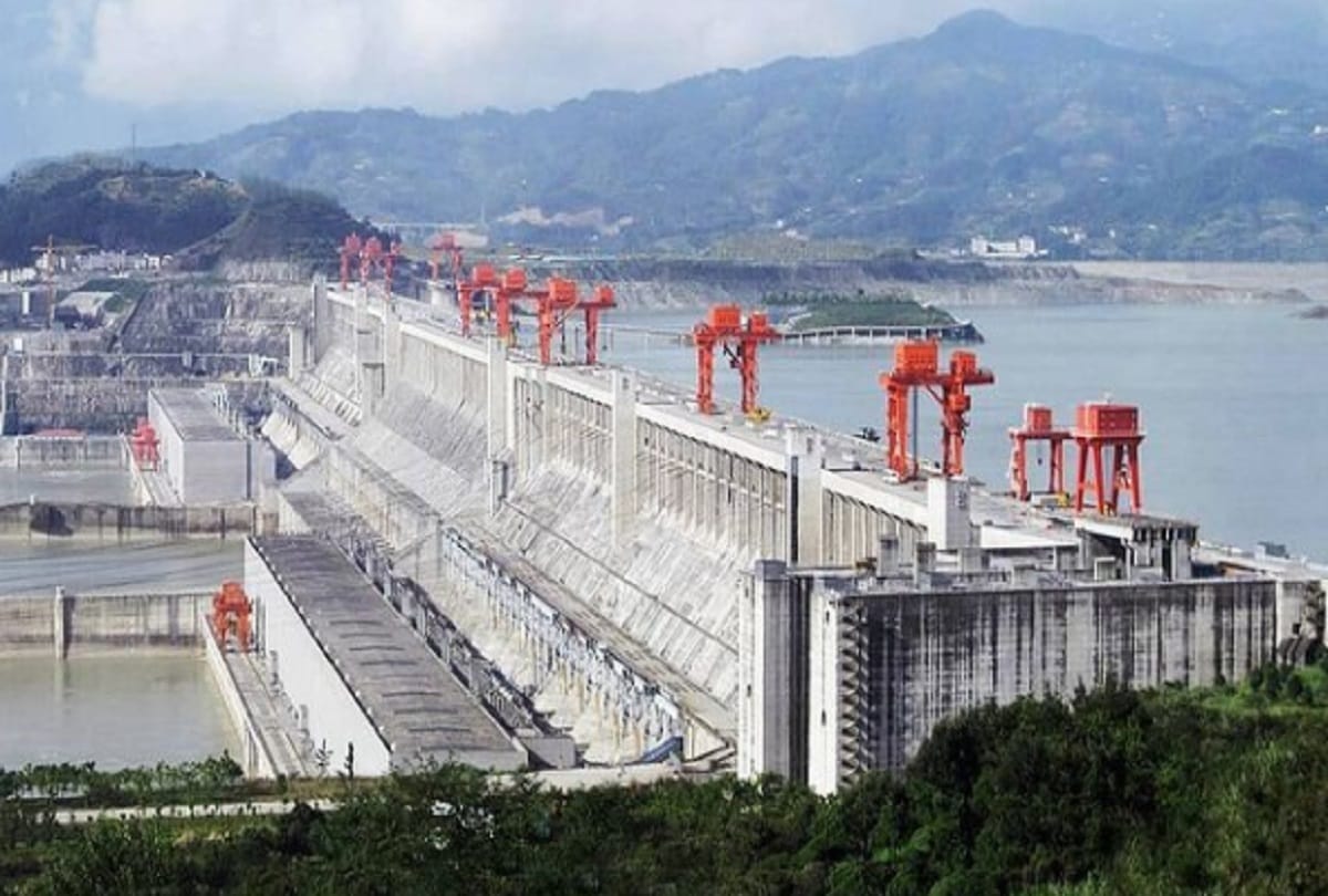 Worlds largest and most expensive dam Three Gorges Dam in China
