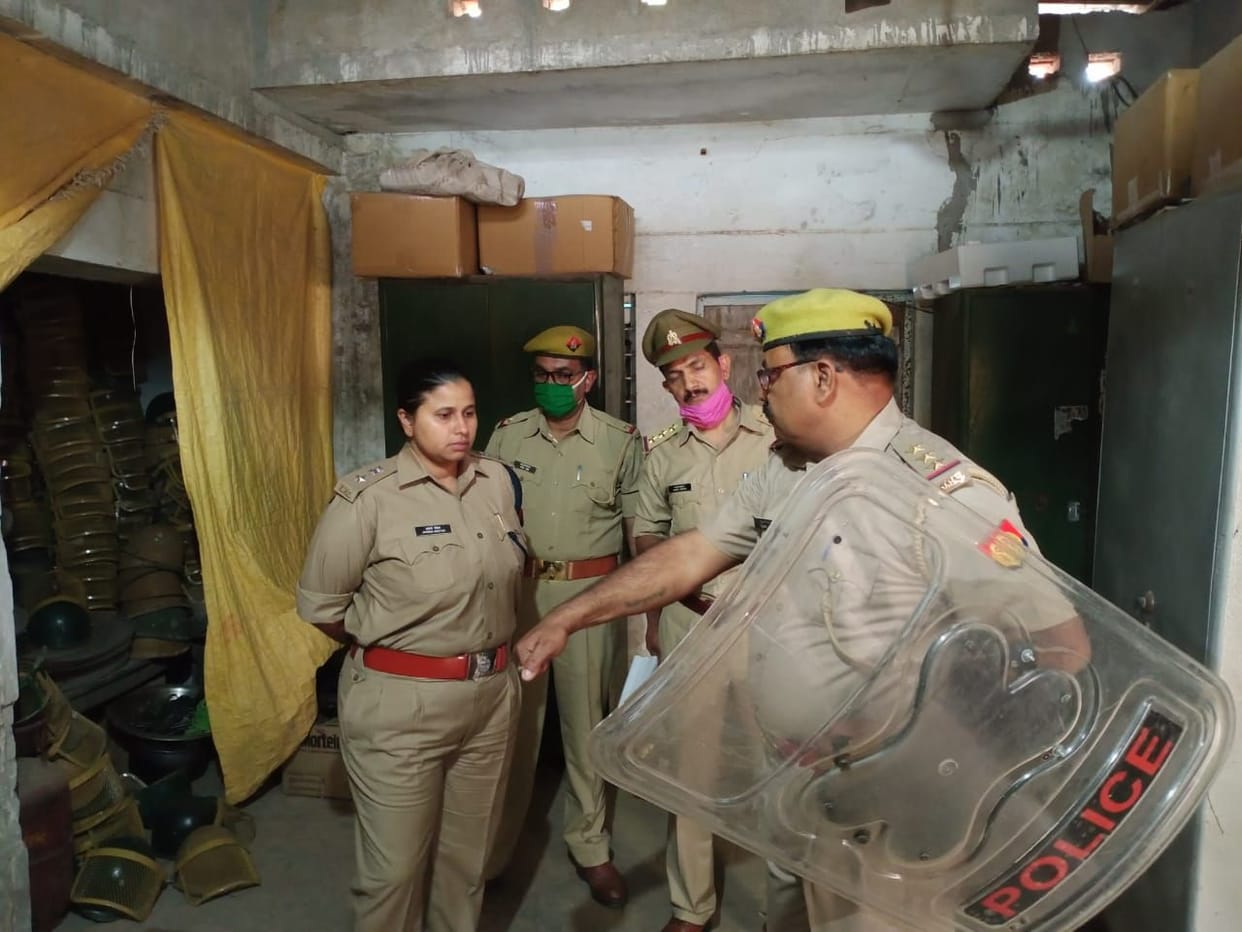SP,auraiya news,cheked,riot control,equipments