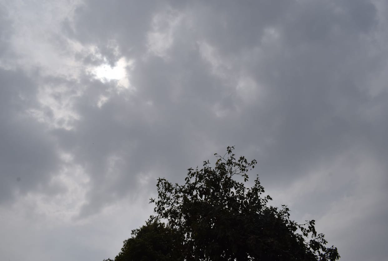 Farmers endured all day long due to storm warning