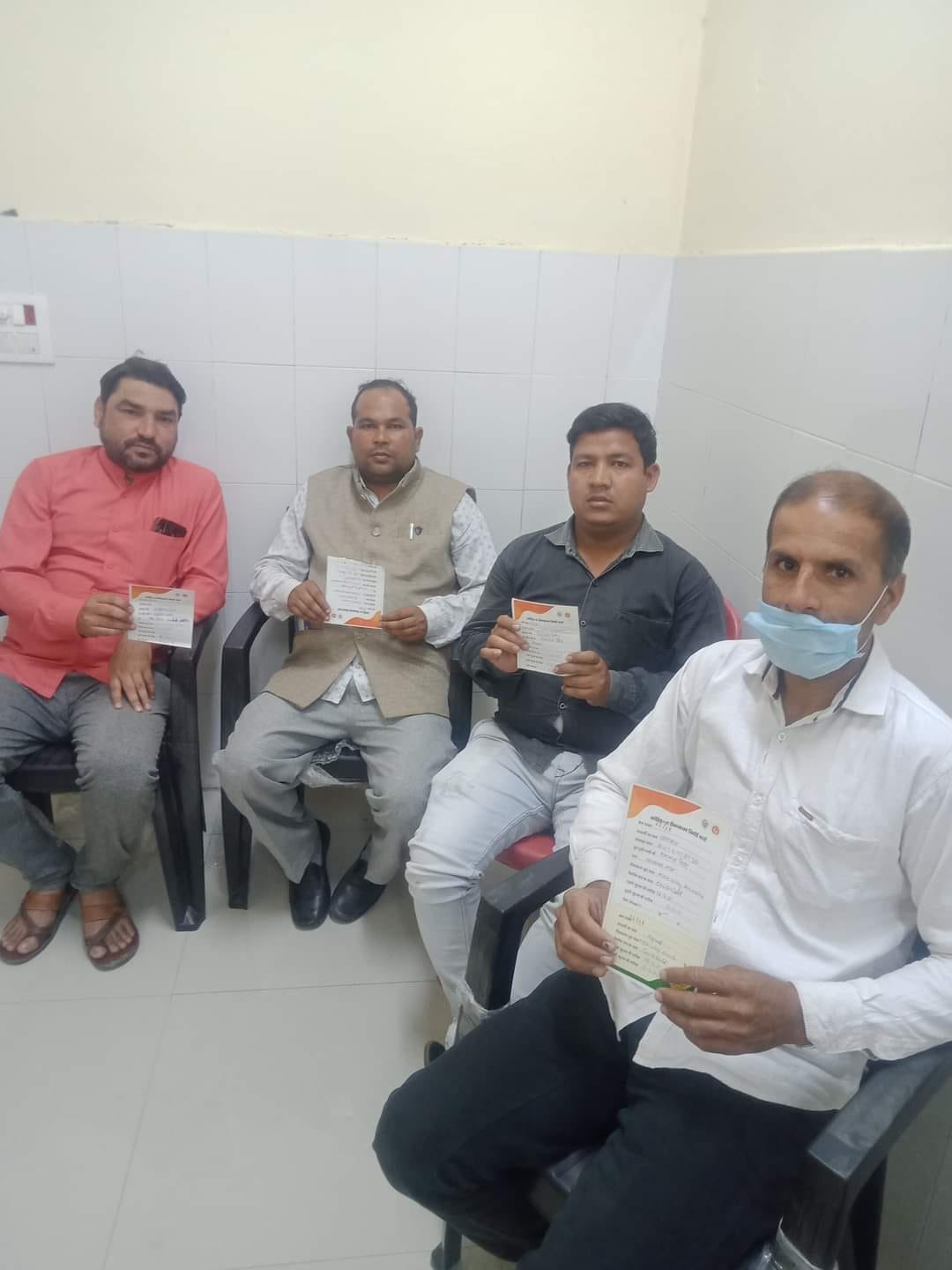 3026 elderly and frontline workers receive corona prevention vaccine