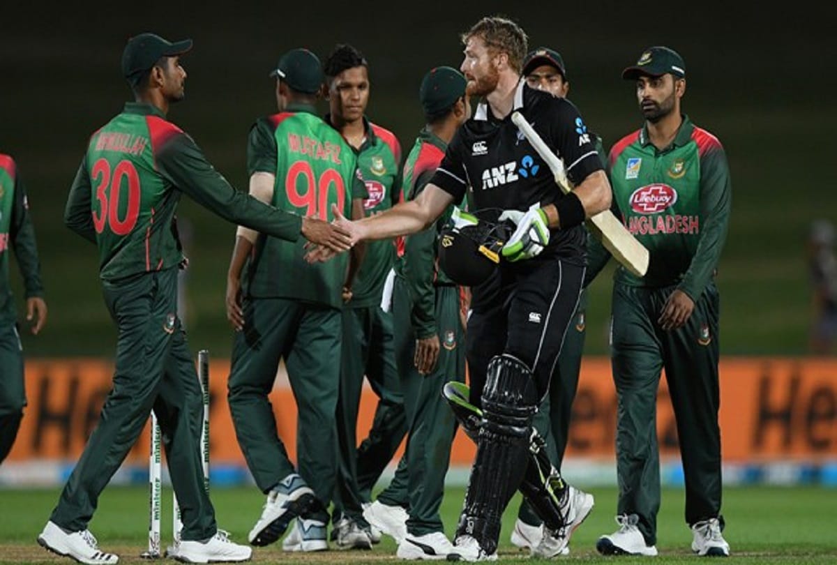 NZvBAN: New Zealand wins first odi by eight wickets, Trent Boult shines