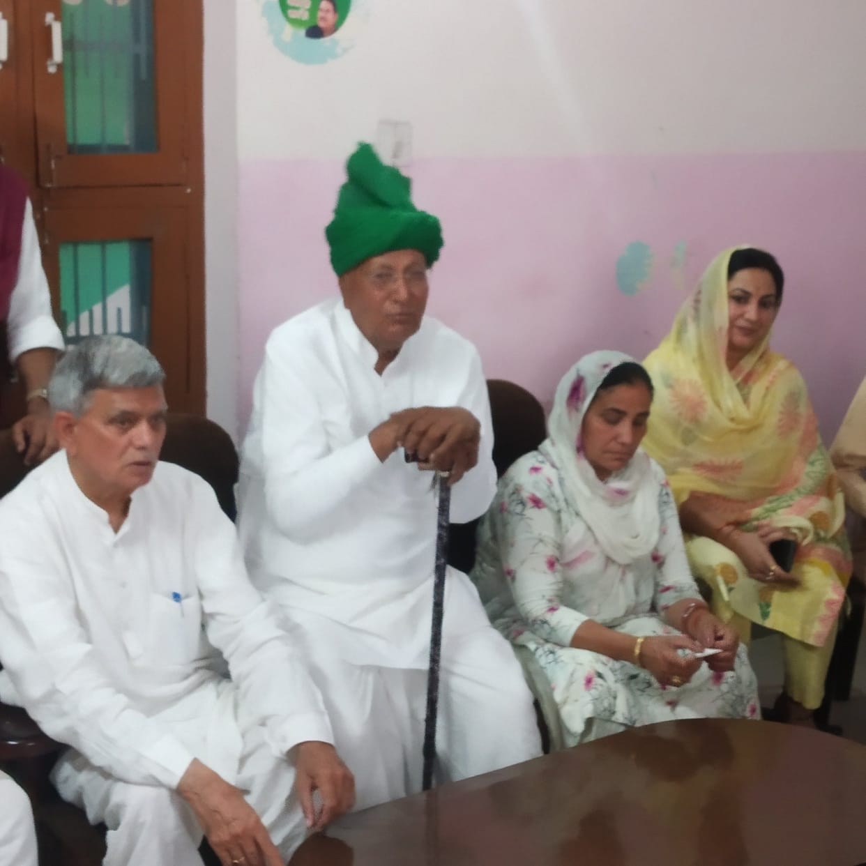 BJP and JJP's government will not run till 2024, intermediate elections will be held: OP Chautala