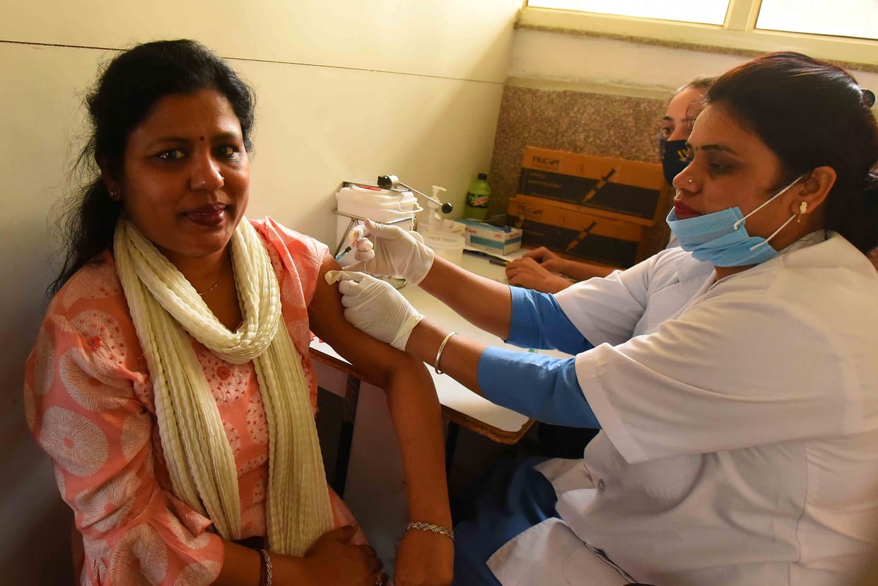 Vaccination of 1088 senior citizens in 22 centers
