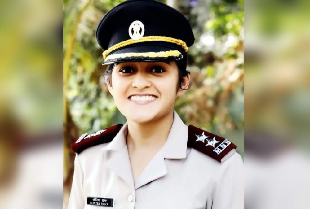 Uttarakhand News: Chamoli District daughter Sonia became Lieutenant in Indian army