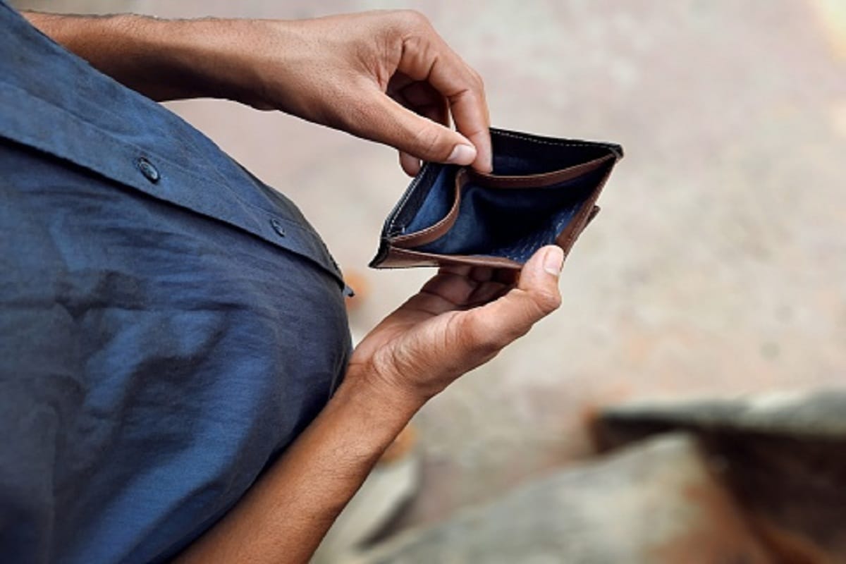 India's top 10pc urban families own Rs 1.5 cr in assets against Rs 2K at rock bottom decile: Survey
