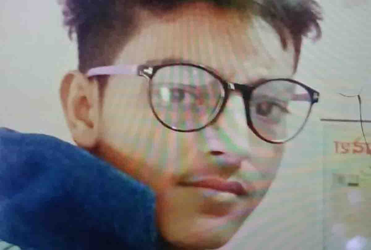 Kanpur: The body of a contestant student found hanging, the family members accused of killing the unknown