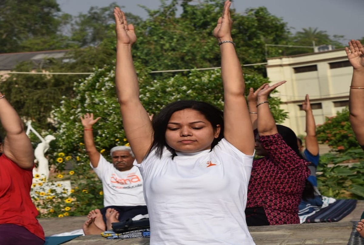 prayagraj: daughters making healthy by 'tonic of yoga'
