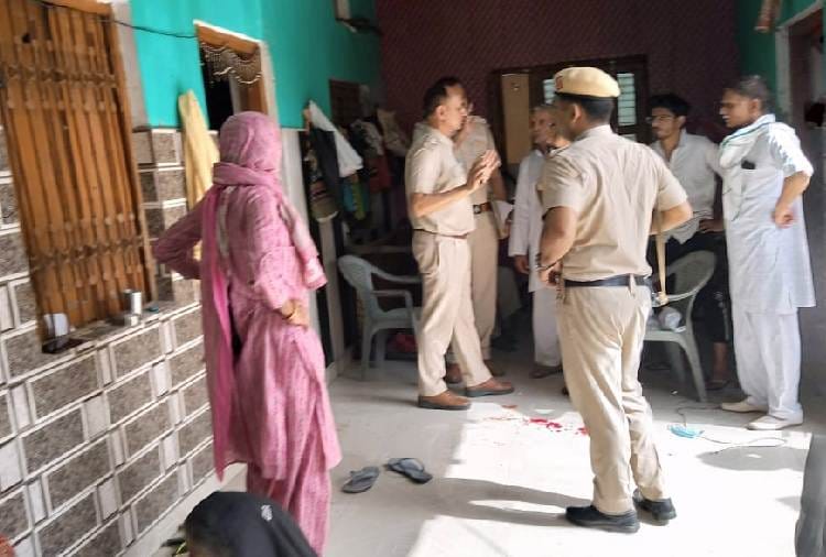 Policeman shoots gangster outside sonipat court in Haryana