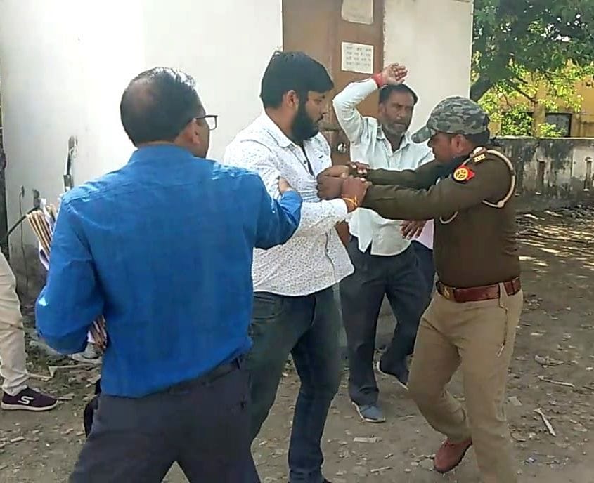 crime,hardoi,fighting,hardoi news