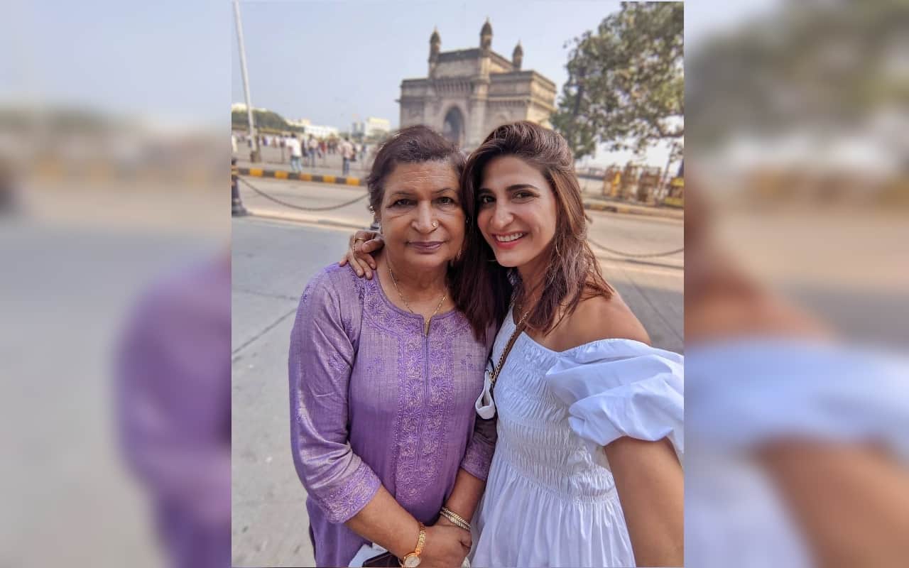 Actress Aahana Kumra buys her first house in Mumbai
