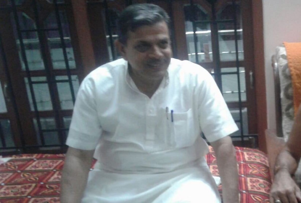 Who is Dattatreya Hosabale,  who Replaces Bhaiyyaji Joshi as RSS General Secy