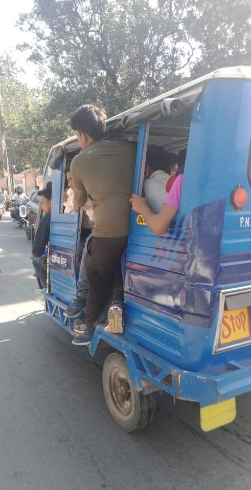 Auto Vikram drivers charging arbitrary fare in Tirthanagri