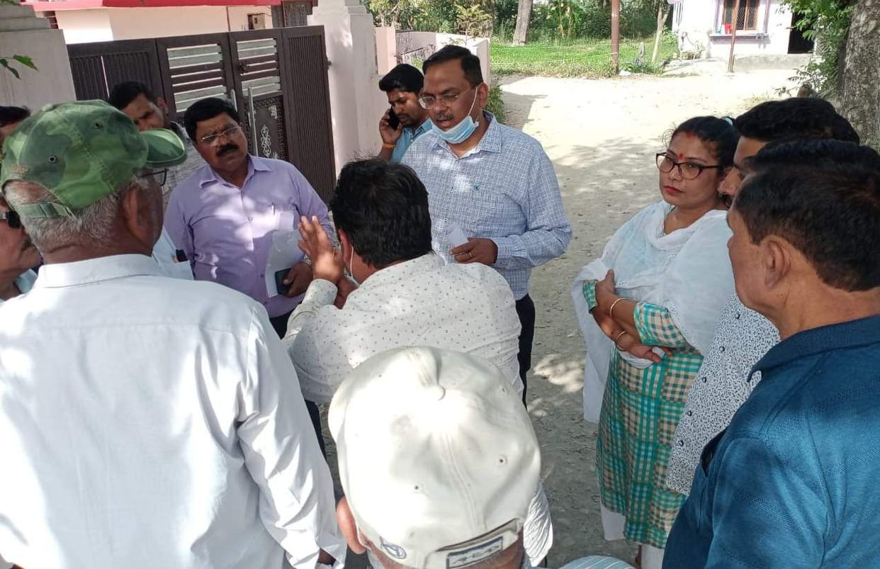 Director of NHI surrounded