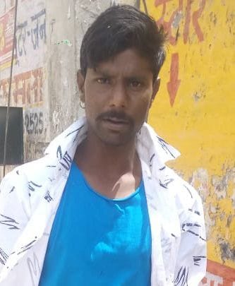 Both friends were in the grip of Rajdhani train