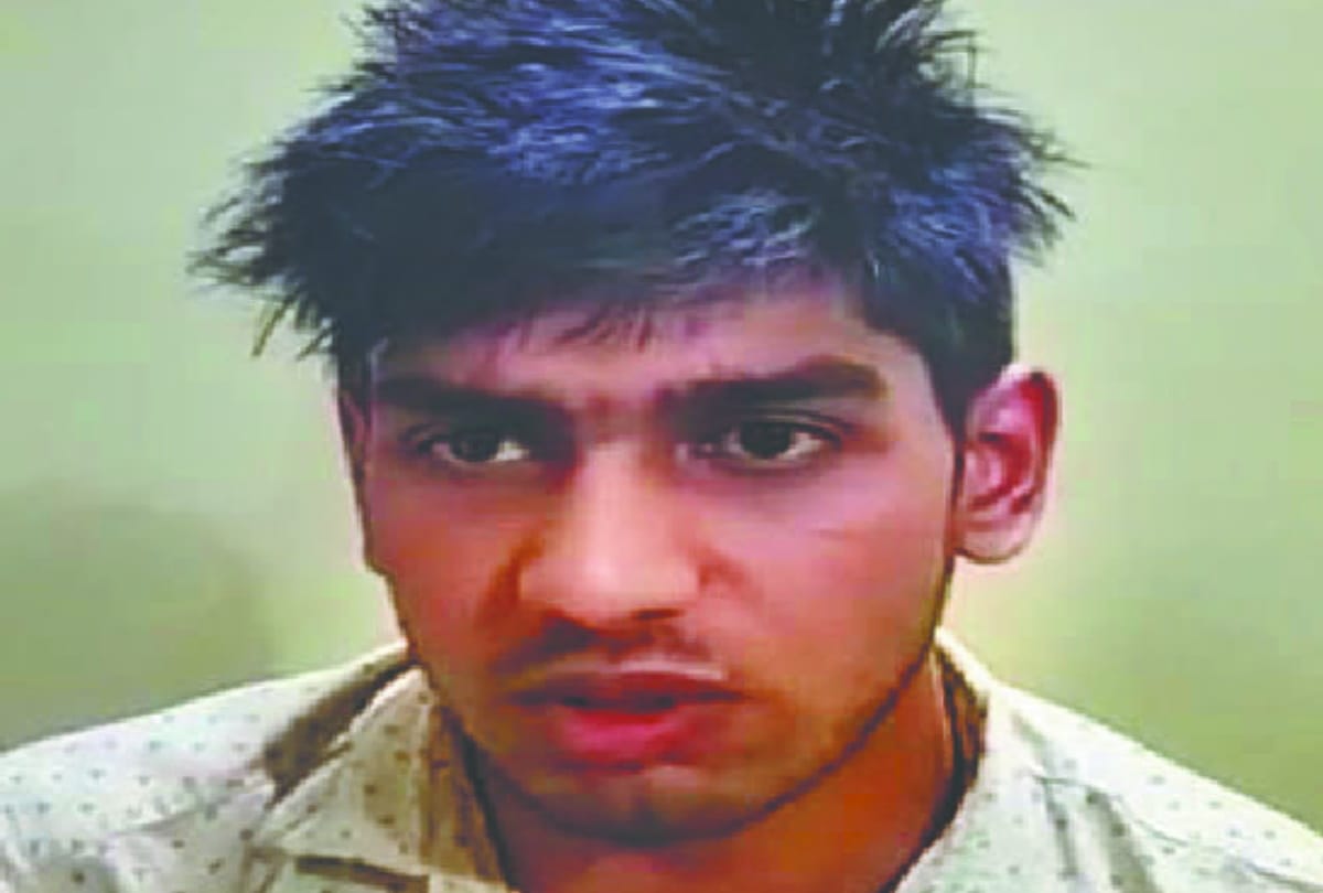 owner killing faridabad murder Komal was suspected of untoward even before the incident Komal friend messaged Sagar