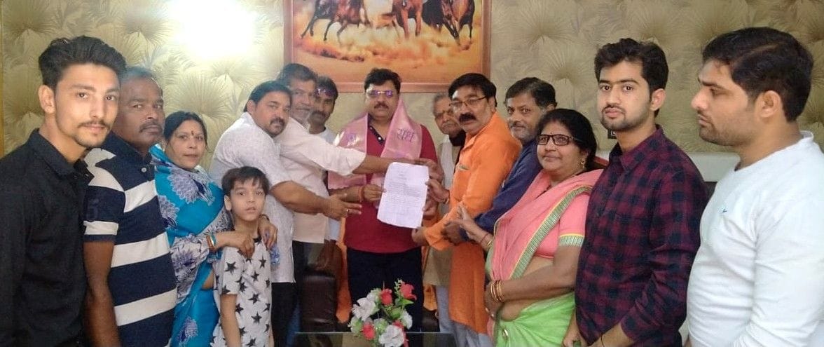 Hathras: Gateway to be built on the way to Digambar Jain Temple
