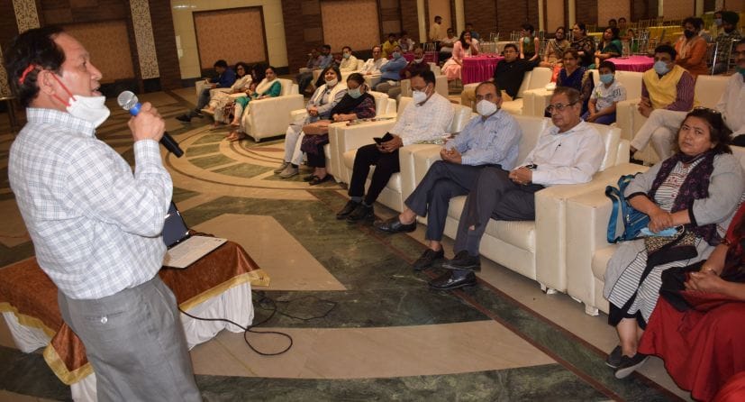 PCPNDT act should be followed in Hospital