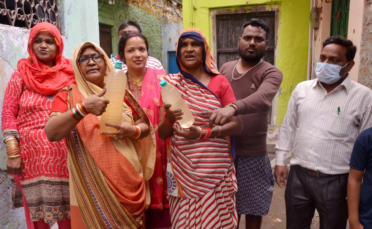 Women angry over dirty water supply