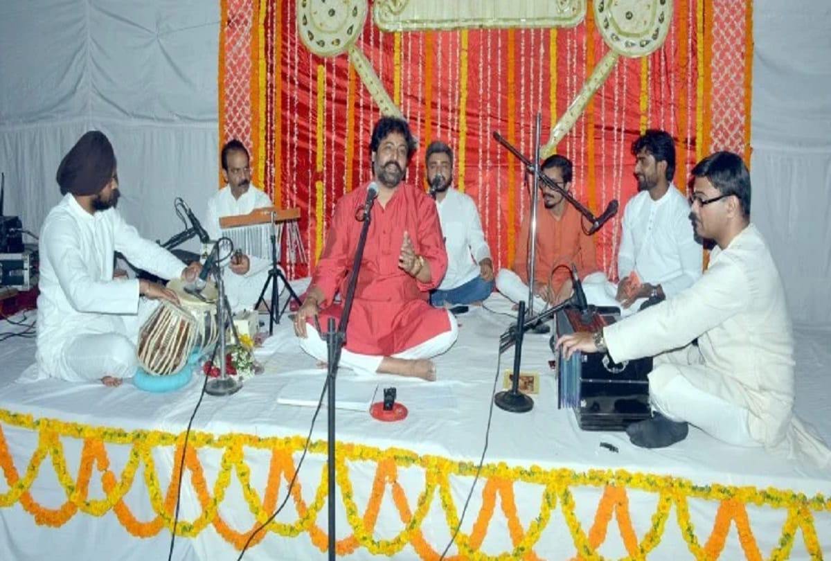 worship in tikaram mandir on Heerak anniversary
