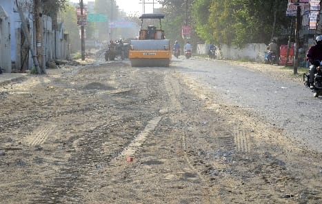 Road started from Biwani to Company Bagh