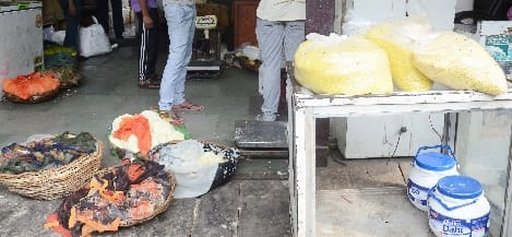 Campaign Against Adulteration: FSDA Team Captures Colorful Kachri Factory