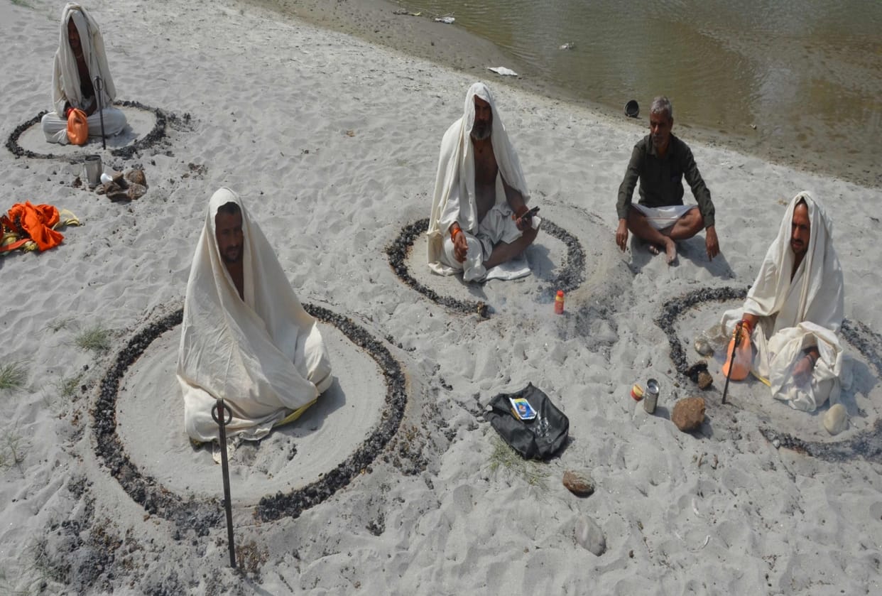 Haridwar Kumbh 2021: saints are doing tapasya on hot sand in the hot sun