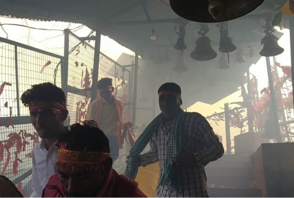 Uttarakhand News: Panic in Pilgrims after fire Broke Out in hill of Maa Poornagiri temple photos