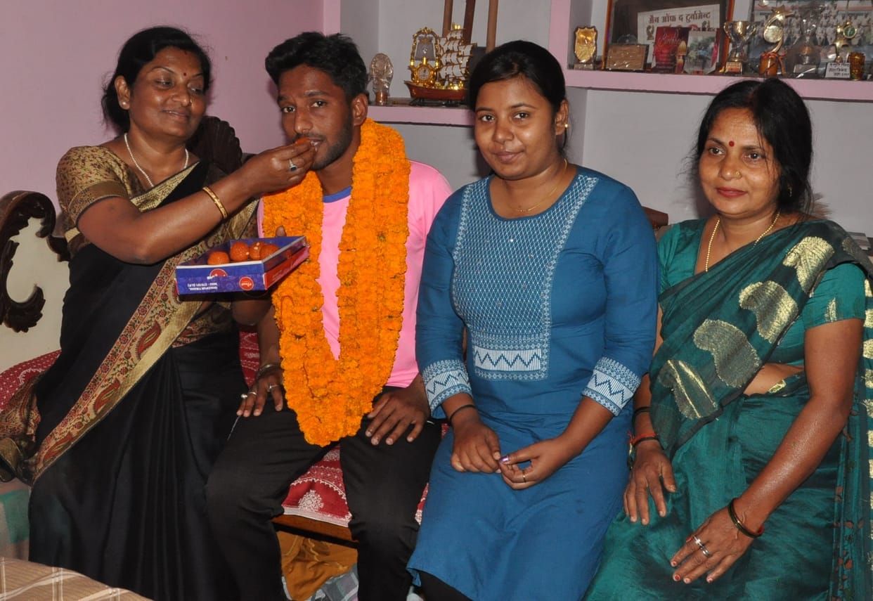 Residents welcomed Hemant