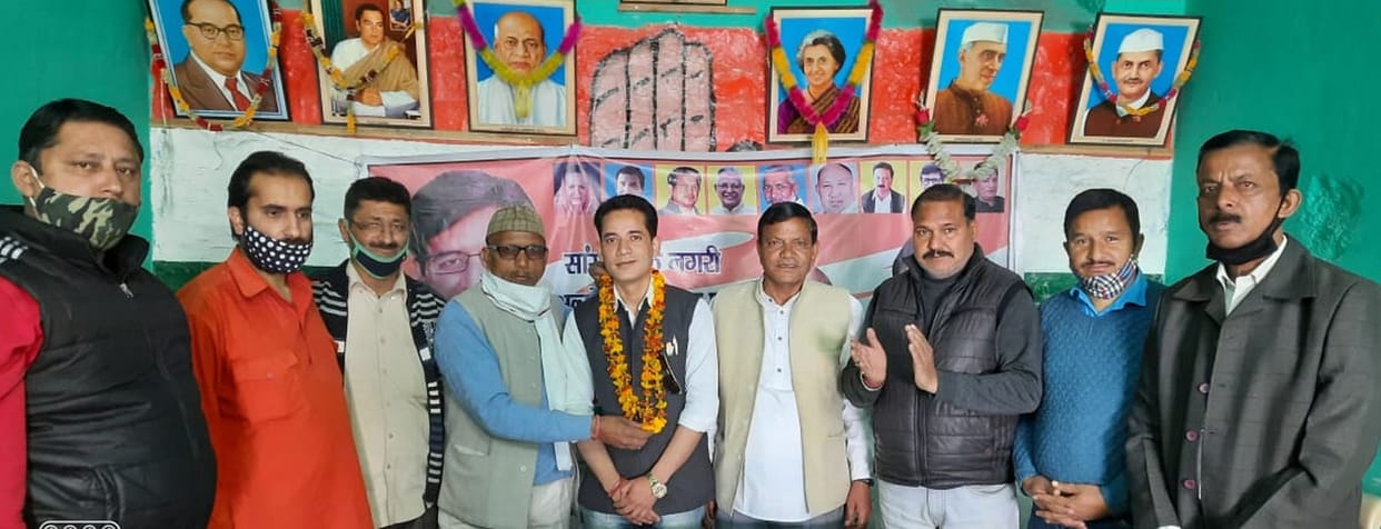 Review of formation of booth committees in congress meeting