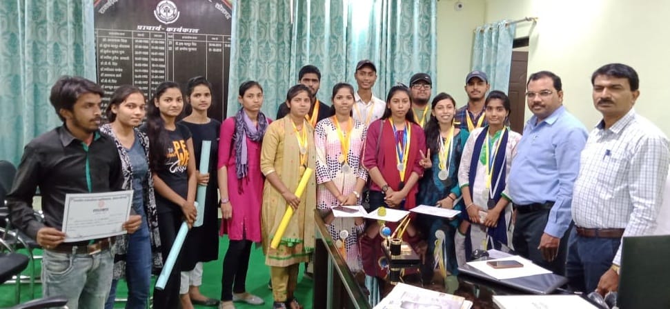 Pragya, Saurabh, Sudhakar and Ubaidullah topped in competitions