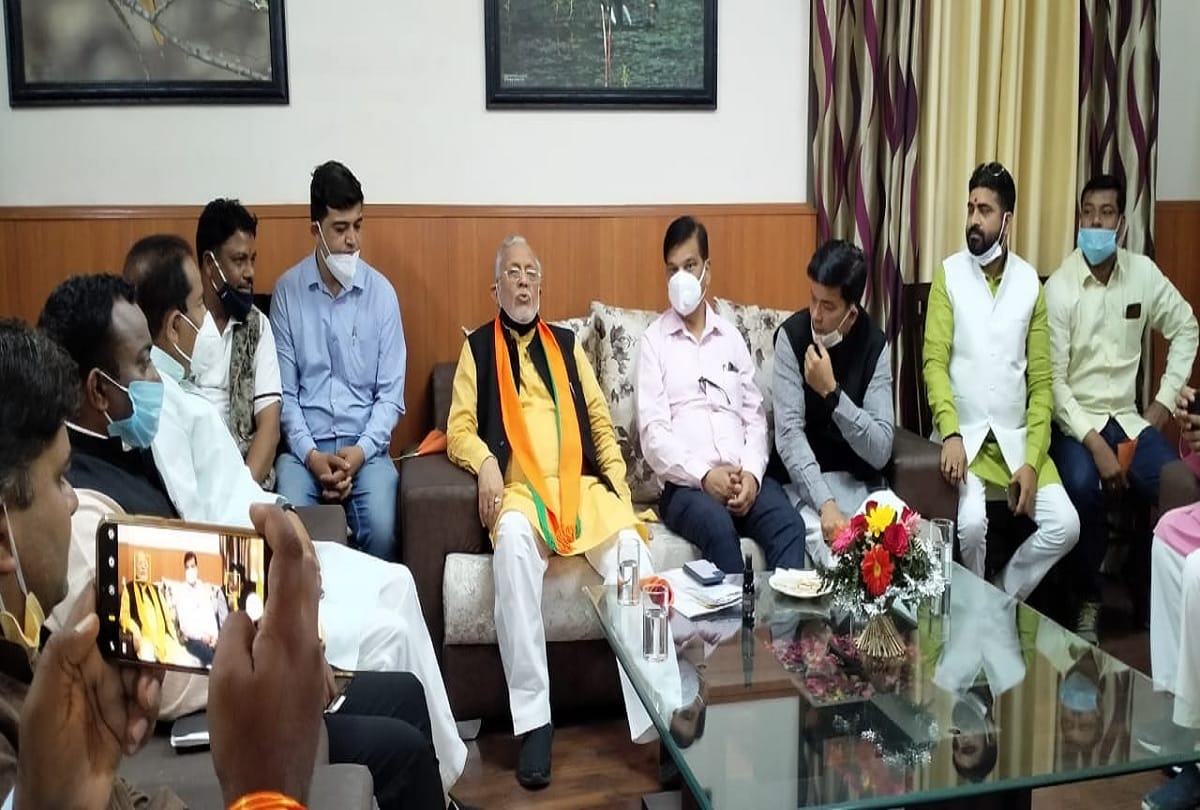 UP Cabinet minister Suresh Khanna talks about UP govt four years achievements