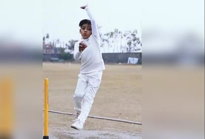 जॉन बुकानन की कंपनी में ये काम करते दिखेंगे 'जूनियर बुमराह', तेज गेंदबाजी से जीता था सबका दिल - Uttarakhand News: Junior Bumrah Akshaj Tripathi Will Do Sports Product Marketing In ...