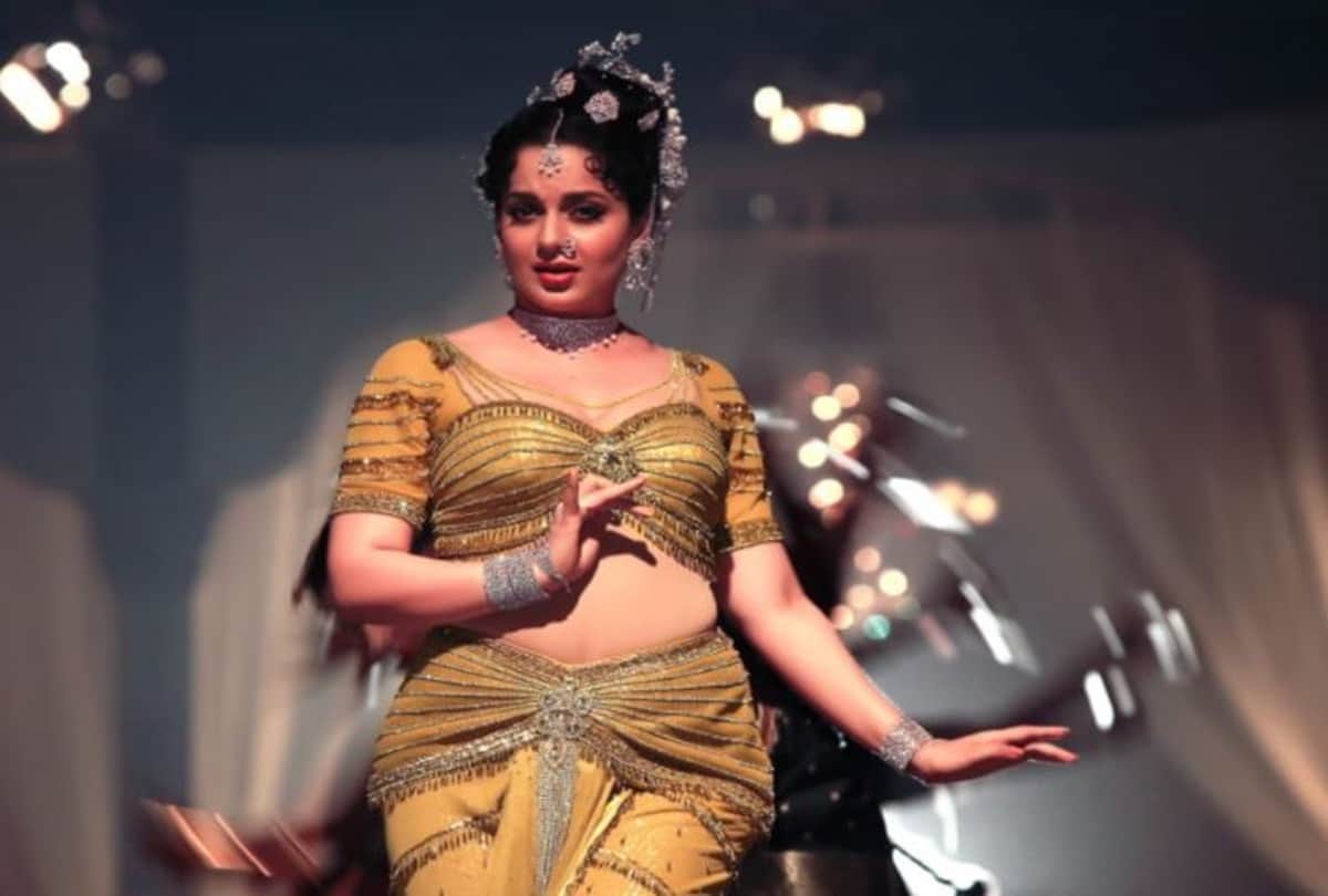 Kangana Ranaut share photos from film Thalaivi before trailer launch goes viral