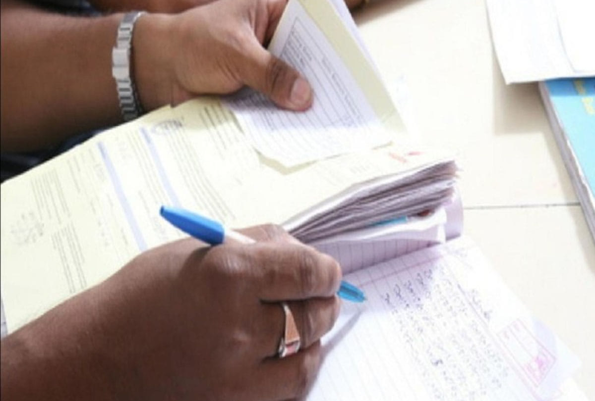Case of making fake birth certificate